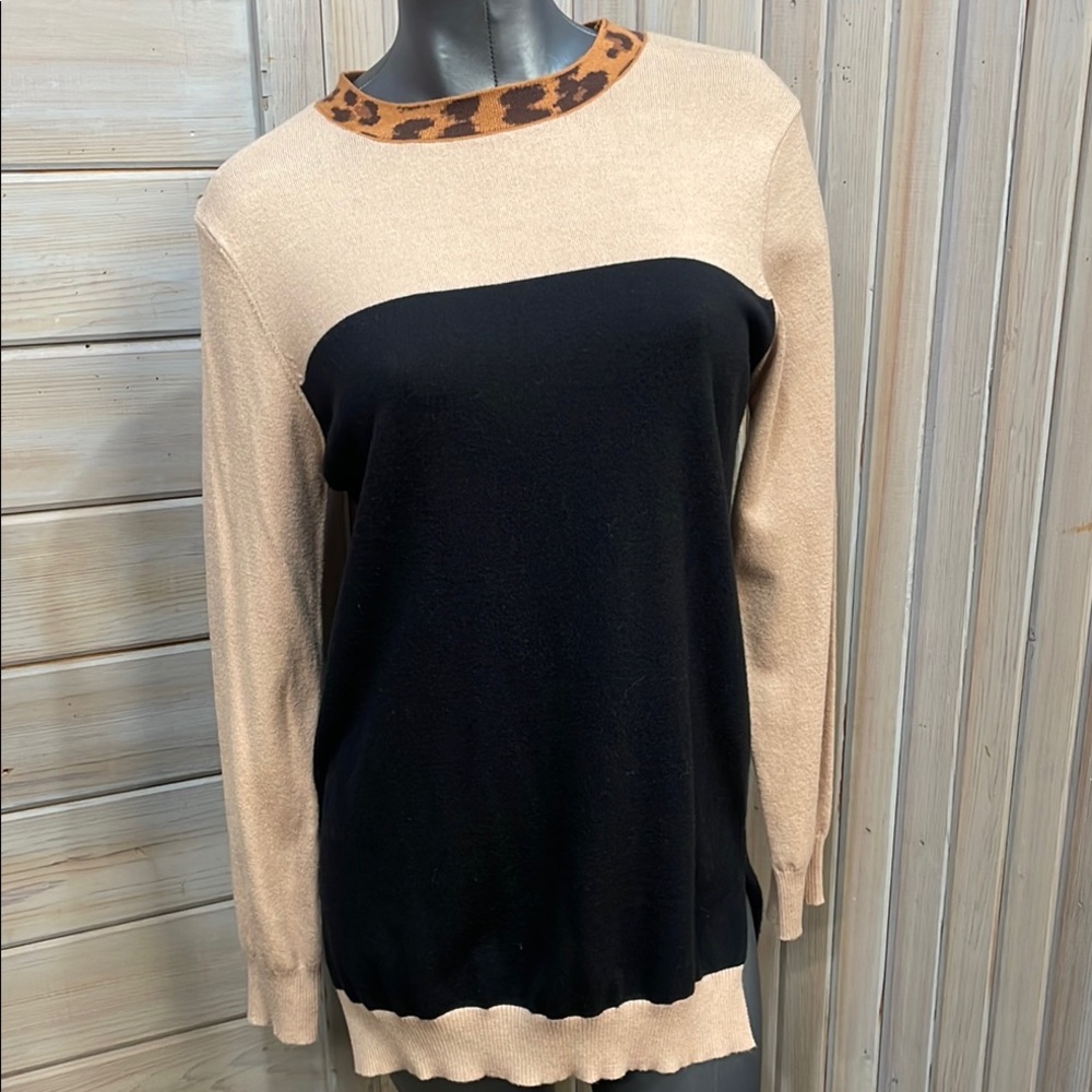 Ampersand Ave. Black and Tan Crew Neck Sweater